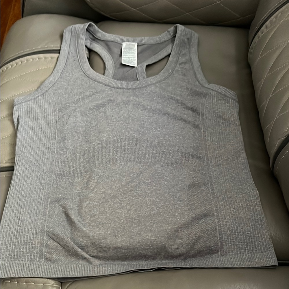 Women’s Old Navy tank tops